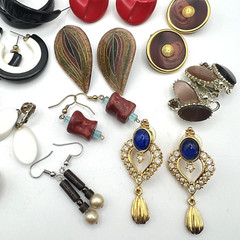 Lot of 20 Pairs Vintage Earrings Rhinestone Plastic Stone Some Signed Clip Post