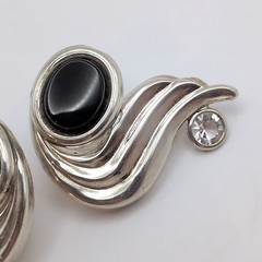 VTG Sterling Silver 925 CZ Oval Onyx Wavy Scalloped Pierced Earrings 1.1in 4.85g