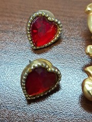 Vintage PMI PRECIOUS MOMENTS Brooch Pin Matching Heart Earrings Set