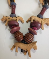Vintage African Tribal Chunky Beaded Wood Hand Carved Safari Animal Necklace