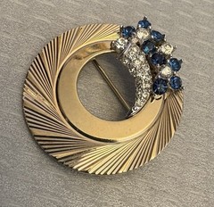 Vintage Marcel Boucher Signed Circle Wreath Brooch Rhinestone Goldtone # 6824