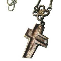 Vintage Japanned Cross Necklace 23″ Stylized Shape Coppery Colored Metal Estate