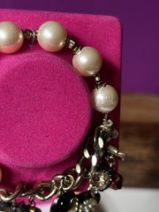 Betsey Johnson Charm Bracelet – Gold Tone Pearl Elephant, Bows, Hearts NIB