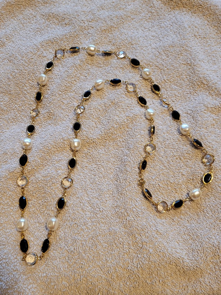 Vintage Gold-plated Bezel Set Clear Black Faux Pearl Necklace 36-in