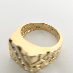 Vintage 1980’s Men’s Diamond Flat Top Nugget Ring 14K Yellow Gold, 9.38 Grams