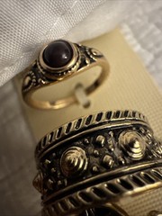 Vintage Jewelry ASSORTMENT 4 Rings Never Worn Assorted Sizes