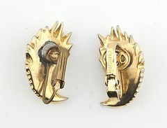 Trifari Gold Tone Faux Pearl Clip-On Earrings SEE DESCRIPTION J19-4266