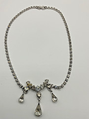 Vintage Clear Rhinestone Teardrop Dangle Necklace Silver Tone 16” Wedding Prom