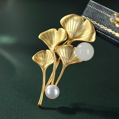 New Ginkgo Leaf Brooch G Plated Women Palace Fashion Pin