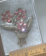 Vtg KC Brooch Silver, Pink & Rhinestone
