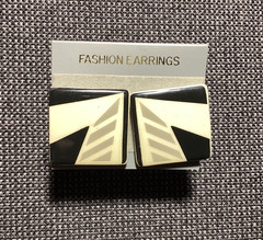 Square, Lucite, Black & Off-White PIERCED EARRINGS NOS!