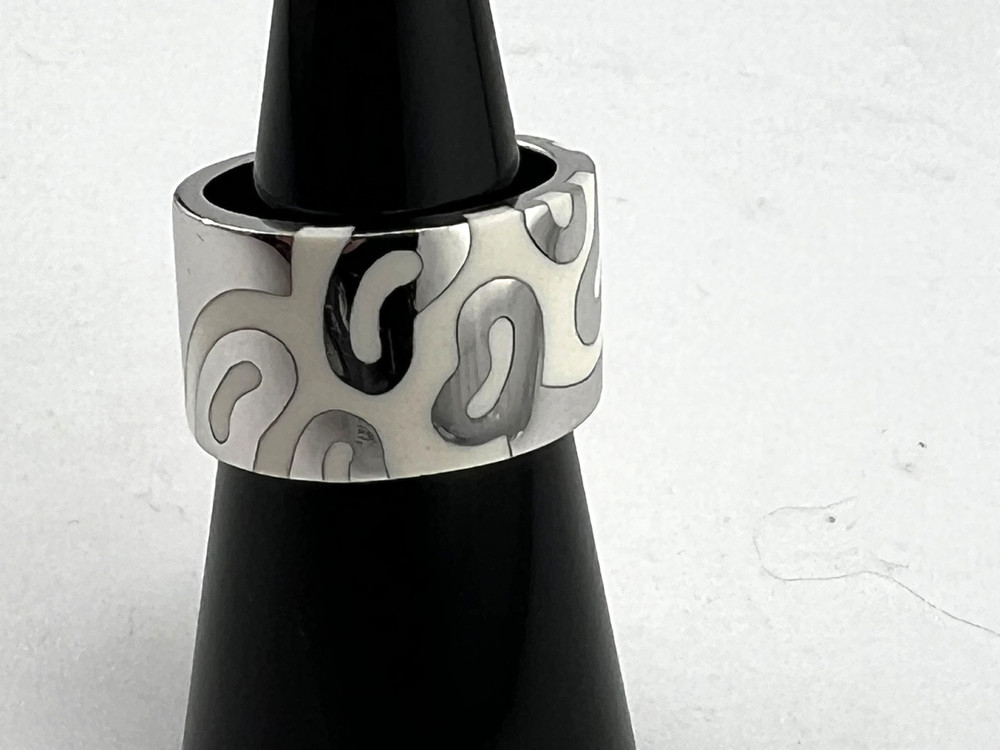Designer white enamel band ring size 6 3/4 925 Sterling silver wide & chunky
