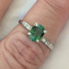 Vintage 14 k White Gold Ring w luminous green tourmaline and 4 Diamonds sz 8.75