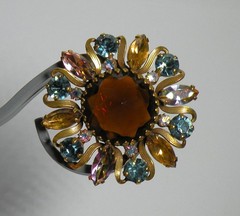 VINTAGE WEISS RHINESTONE CRYSTAL PIN BROOCH MID CENTURY 1950’S 1960’S COSTUME