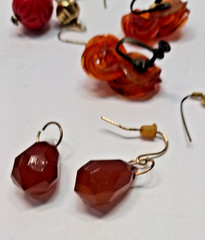 Nice Group Of Vintage Plastic Jewelry Carved Marbled Bakelite Earrings & Others