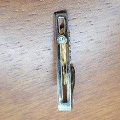 Modernist Open Metal Rectangle w Crystal Gold Tone Short Vintage Tie Clip Clasp