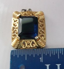 Vtg Signed Edlee Goldtone Opencut Rectangular Pendant Blue/Purple Stone