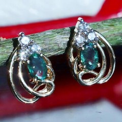 14k y/gold earrings 0.45ct natural, treated emerald natural diamond stud 2.72gr