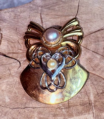Vintage Signed JANE Davis 1997 AOL Angels of Love Angel Brooch Artisan Signed
