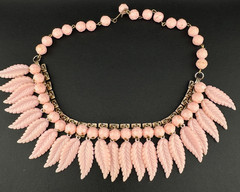 Vintage Pink Leaf Fringe Choker Necklace Carved Acrylic Beaded Chain Cha Cha