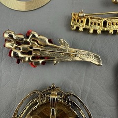 Vintage Brooch Pin Lot 14 Gold Tone Avon AJC Floral Mixed Costume
