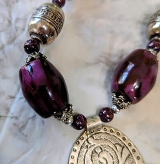 SILVER AMULET PENDANT NECKLACE VINTAGE STERLING Purple Silver color. Beadswith.