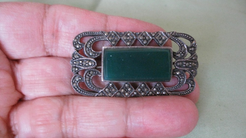 Mid Centure Sterling Silver Green Carnelian Marcasite Brooch