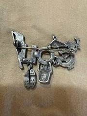 Vintage AJC “I Love Golf” Brooch – Marked