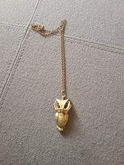 Necklace goldtone owl with green rhinestone eyes and glasses. Vintage 16 in.