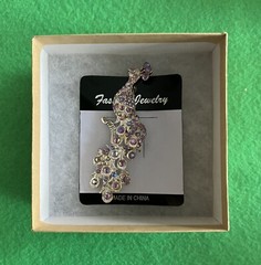 Peacock Women’s Brooch Pin. #196.