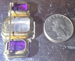 Bar Chunky Purple Clear Rhinestones AVON Vintage Gold Brooch Pin M-3528*