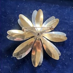 Vintage Two Tone Silver & Gold Flower Brooch