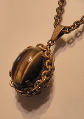 Vintage Miriam Haskell Necklace Gold Tone Chain with Tiger Eye Pendent 24″ Long