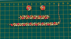 LISNER Thermoset Necklace Bracelet Earrings Set Cream/Salmon/Peach & AB Clusters