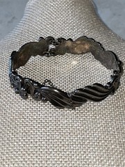 Vintage Signed Margot De Taxco Sterling Silver Hinged Bangle Bracelet
