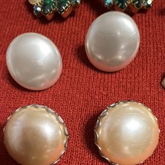Vintage Jewelry Mixed Lot Earrings Metal Glass Plastic Pearl Multicolor