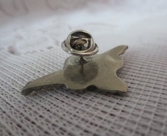 ANGEL PIN WINGED Vintage Pewter Silver Metal Cherub Beautiful Detail c. 1980s