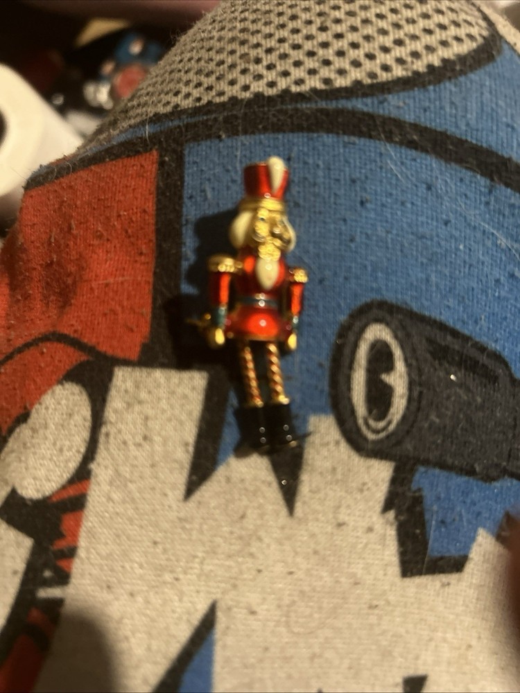 Vintage VERO Christmas NUTCRACKER Brooch Pin Enamel Signed Pinback