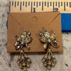 Vintage 1950s Silver Champagne Rhinestone Pearl Bow Drop Clip On Earrings