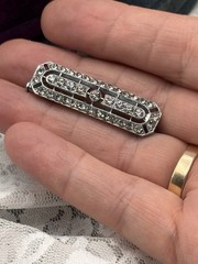 Art Deco Pin Rhinestone Bar Pin Trombone Clasp 1”