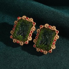 Vintage Green Glass Gold Stud Earrings Palace Relief Wedding Charm Jewelry 2025