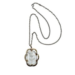 Vtg Lot Of 2 Pendant Necklaces Lucite Intaglio Tulip And Lady Remington Locket