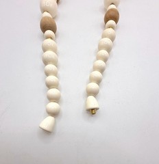 Vintage off white light wood and brown marbled amber colored beaded necklace