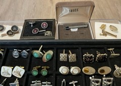 VTG 101 PC MEN’S JEWELRY LOT CUFFLINKS TIE BARS CHAINS TACS & SETS 14 SWANK! +++