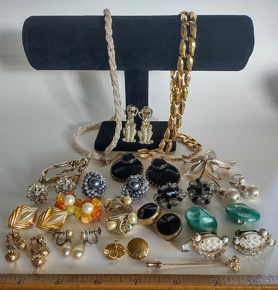 Costume Jewelry Lot Many Signed Lisner Monet Park Lane Napier W Germany Japan +