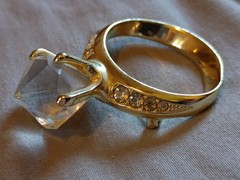 Vintage AJC Rhinestone Lucite Gold Tone Ring Brooch.