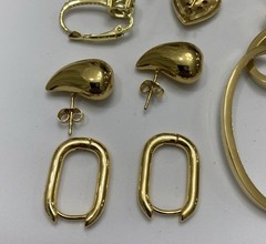 ✨Vintage To Now Lot Of 9 Pairs Beautiful Gold Tone Estate Pierced Earrings✨