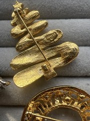 Vintage Designer Christmas Holiday Jewelry Lot Brooch & Earrings MYLU CAROL LEE