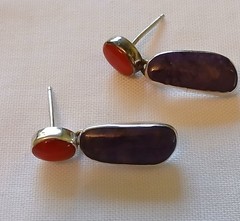 Vintage Silver Tone Southwestern Earrings Red & Purple Cabochon Bezel Dangle