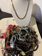 4-1/2 Pound Vintage To Now Mystery Jewelry Bag Lot Branded And Unbranded Used